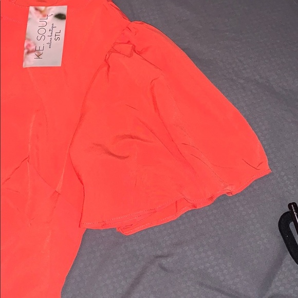 Medium coral dress bell sleeves - Picture 3 of 8